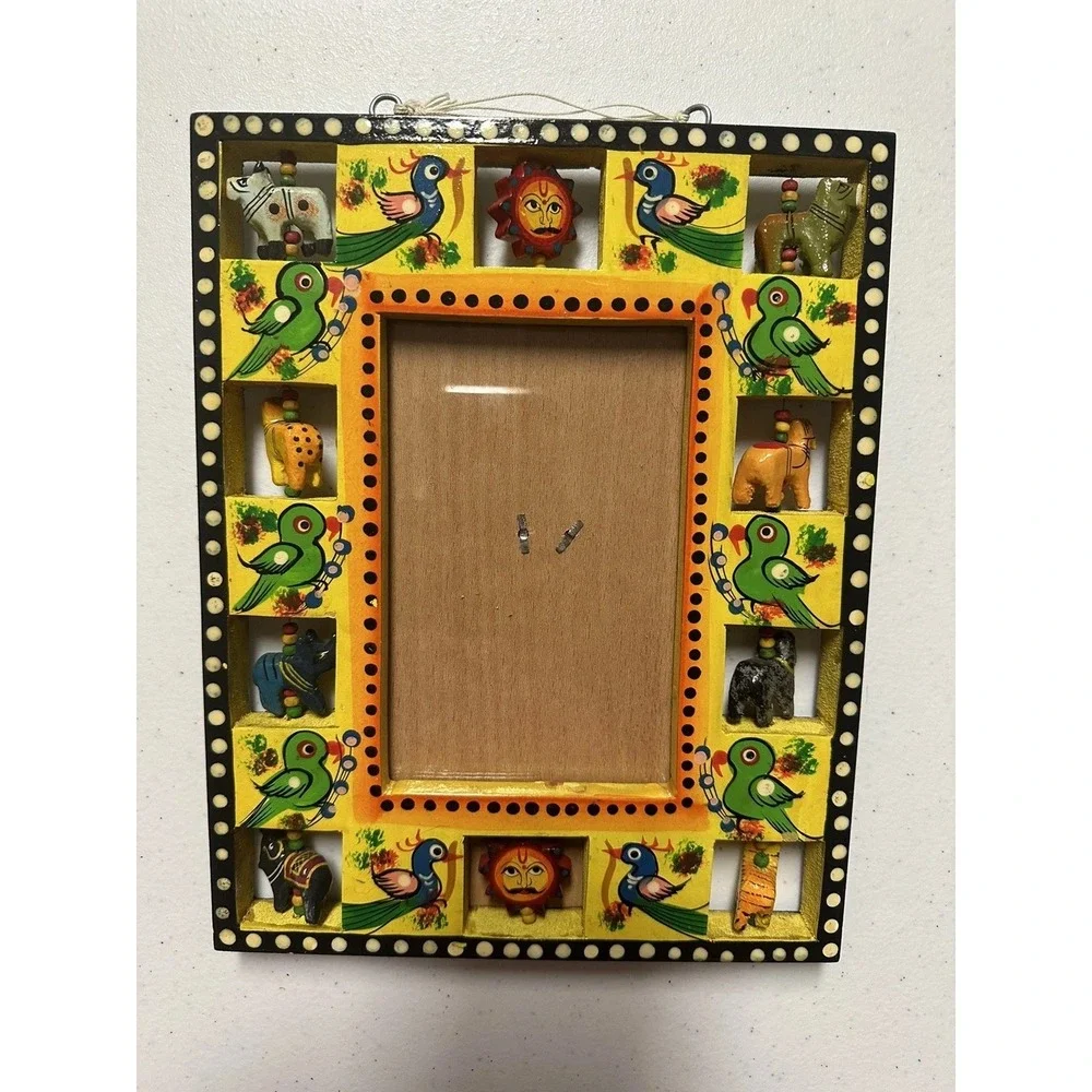 Vtg Child's Picture Frame Adorned With Spinnning Wooden Animals
